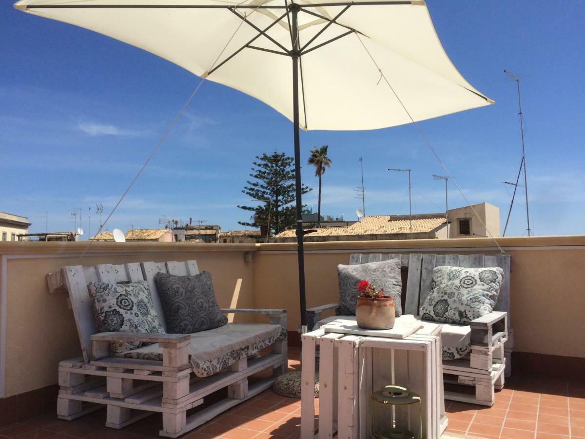 Bed and Breakfast La Terrazza Sul Vicolo à Syracuse Extérieur photo